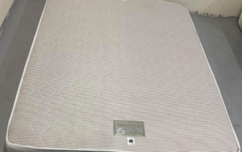 Queen size mattress 160*200cm for sale