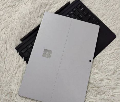 Surface PRO 5 For Sale