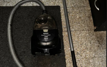 Phillips vacuum cleaner 1750 watts for sale