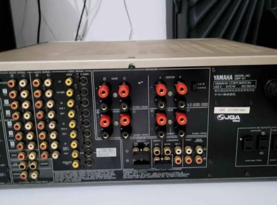 YAMAHA DSP-A1 MONESTER HIGH END AMPLIFIER FOR SALE