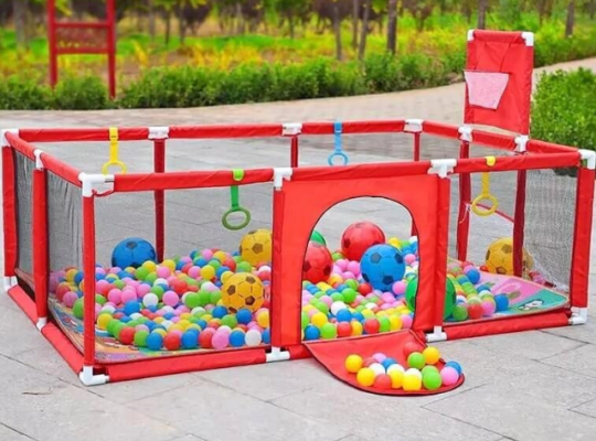 Baby Gyms & Playmats With 30 Ball for sale