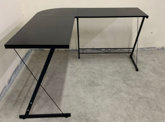 Corner study table For Sale