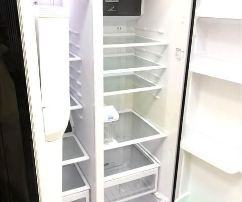 Hitachi same new condition fridge For sale