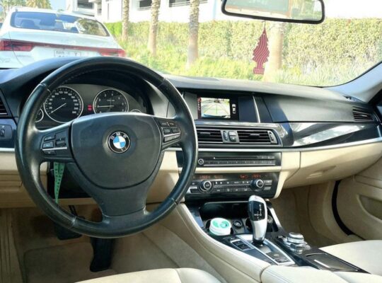 BMW 520i full option 2016 Gcc for sale