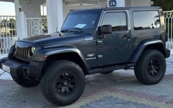 Jeep Wrangler coupe 2009 in good condition for sal