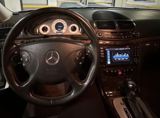 Mercedes E55 full option 2005 Japan imported for s