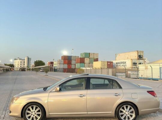 Toyota Avalon limited 2008 Gcc in good condition