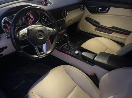 Mercedes SLK200 coupe Gcc 2014 for sale