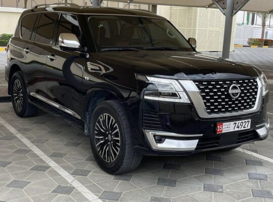 Nissan Patrol platinum 2023 Gcc full option for sa