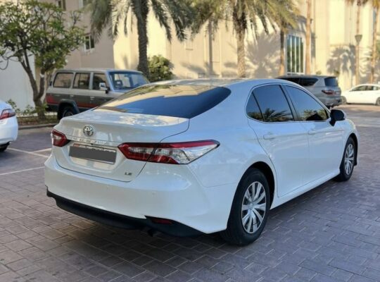 Toyota Camry LE 2019 Gcc for sale