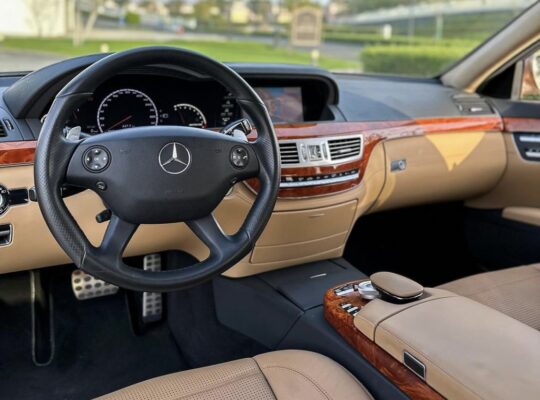 Mercedes S63 full option 2009 Gcc for sale