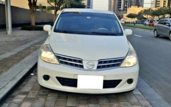 Nissan Tiida hatchback 2009 GCC for sale