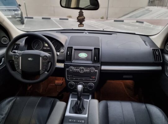 Landover Lr2, 2.0L Turbo 2014 (AWD) Gcc for sale