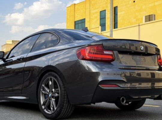 BMW M235i coupe Gcc 2014 for sale