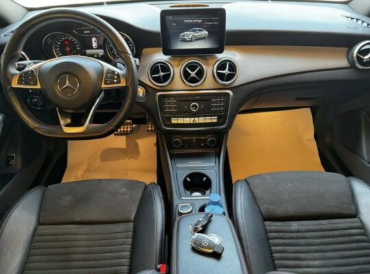 Mercedes CLA250 Gcc full option 2017 for sale