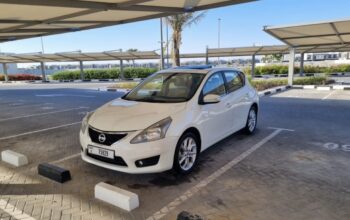 Nissan Tiida SL 1.8L full option 2015 for sale