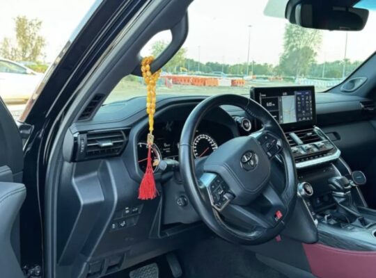 Toyota Land Cruiser GR 2022 full option for sale