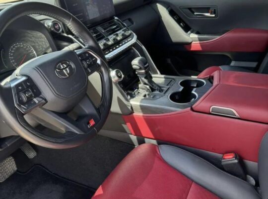 Toyota Land Cruiser GR sport 2023 Gcc for sale