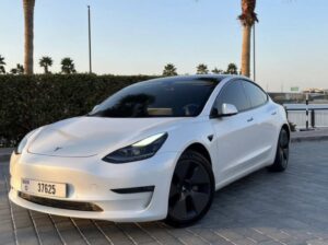 Tesla long range 2021 Gcc in good condition