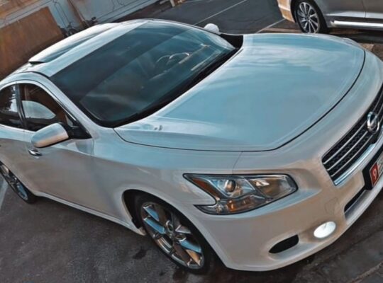 Nissan maxima 2010 Gcc full option for sale