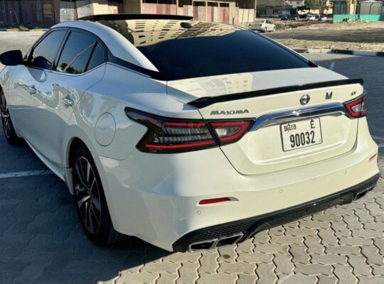 Nissan maxima SV 2019 full option Gcc for sale