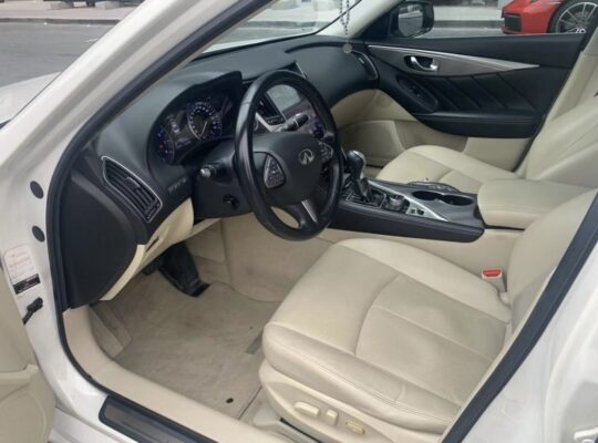 Infinity Q50 Gcc 2014 for sale in good condition
