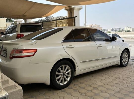 Toyota Camry 2011 Gcc mid option for sale