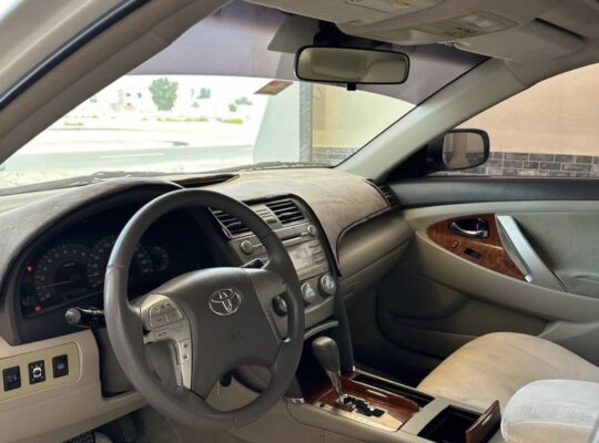 Toyota Camry 2011 Gcc mid option for sale