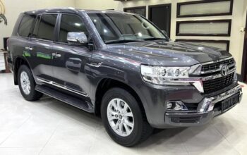 Toyota Land Cruiser GXR 2021 Gcc in good condition