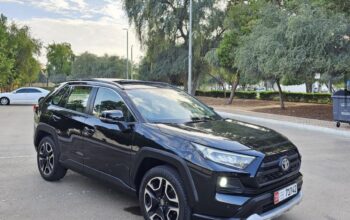 Toyota RAV4 AWD 2019 Gcc full option for sale