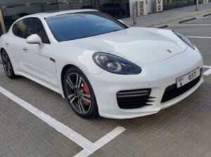 Porsche Panamera GTS 2014 Gcc fully loaded for sal