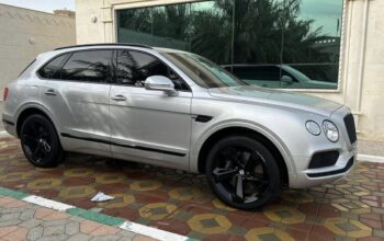 Bentley Bentayga 2019 Gcc for sale in good conditi