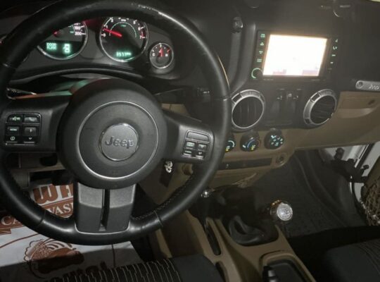 Jeep Wrangler Sahara coupe 2012 Gcc for sale