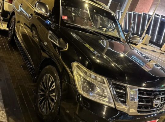 Nissan Patrol platinum full option 2015 for sale