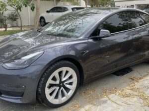 Tesla model 3 long Range 2023 Gcc in good conditio