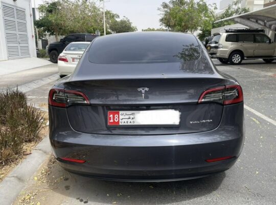 Tesla model 3 long Range 2023 Gcc in good conditio