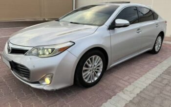 Toyota Avalon limited 2014 Gcc full option for sal