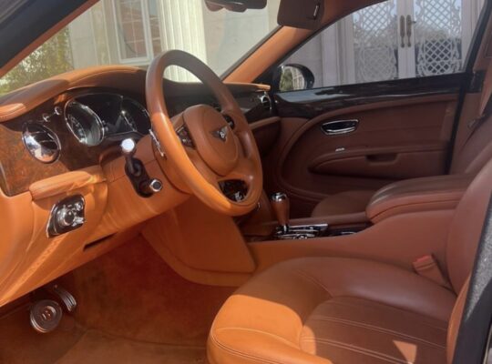 Bentley mulsanne full option 2013 Gcc for sale