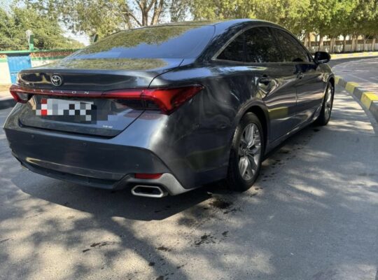 Toyota Avalon limited 2019 Gcc for sale