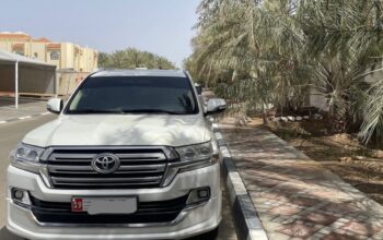 Toyota Land Cruiser VXR 2017 full option for sale