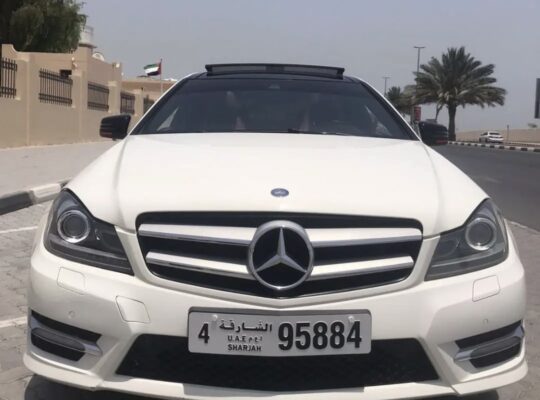 Mercedes C350 coupe 2013 Gcc in good condition