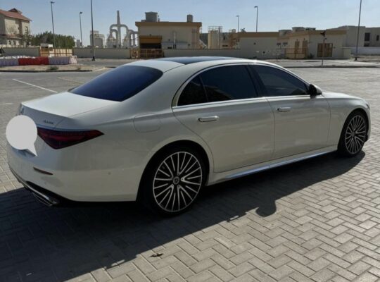 Mercedes S500 Gcc full option 4 matic 2021 for sal