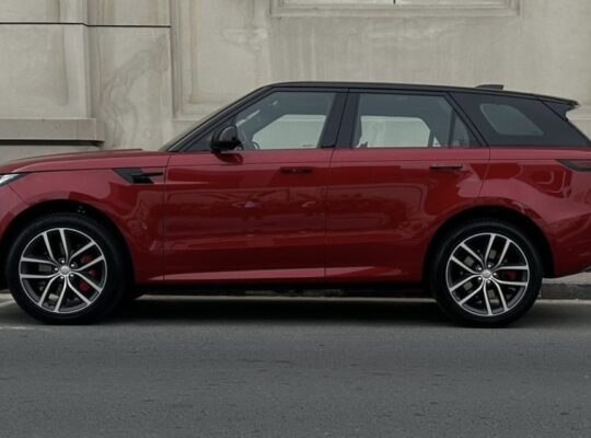 Range Rover Sport first edition 2023 Gcc for sale