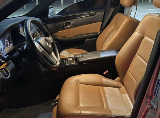 Mercedes E300 full option Gcc 2012 For sale