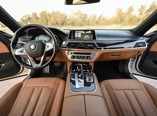 BMW 730LI full option 2019 Gcc for sale