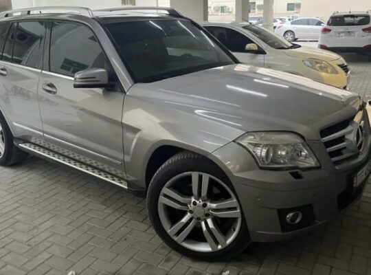 Mercedes GLK 280 Gcc for sale in good condition