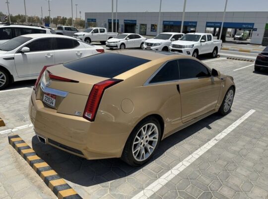 Cadillac CTS coupe 2013 Gcc in good condition for