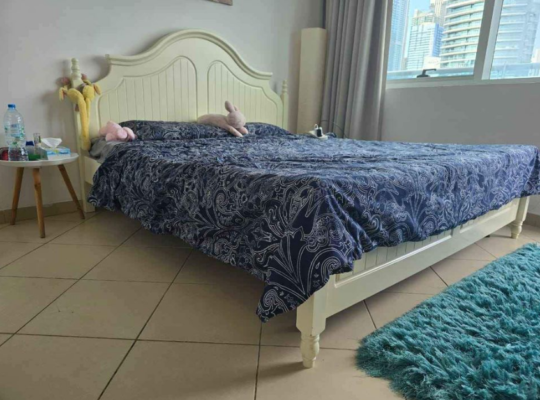 King size bed with mattress on cheap price for sal