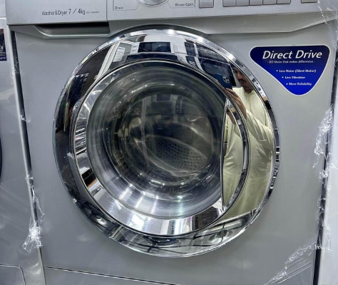 LG Combo washer dryer for sale same like new condi