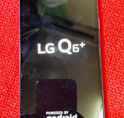 LG Q6 plus 4/64gb for sale